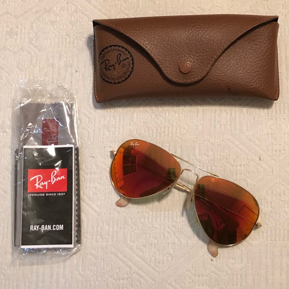Ray Ban red aviator flash